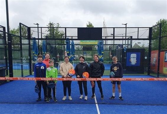 Leerlingen Biotechnicum maken kennis met padel - Bocholt