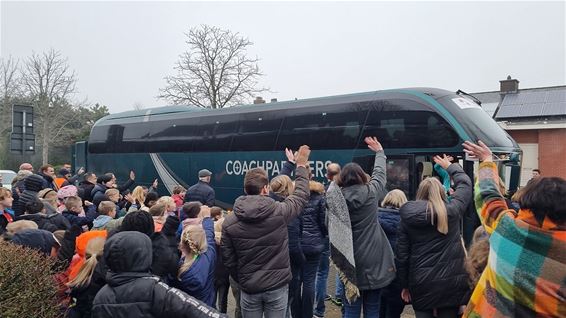 Leerlingen Clementiaanschool op sneeuwklassen - Pelt