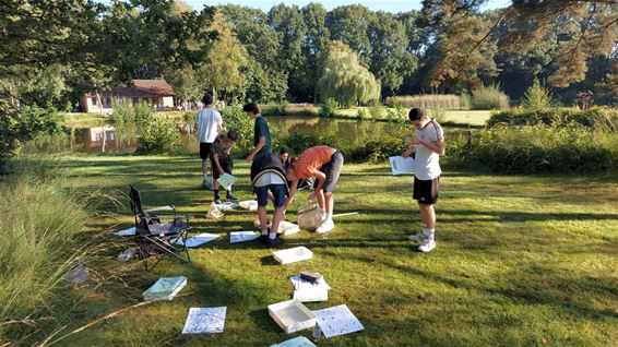 Leerlingen Don Bosco onderzoeken waterkwaliteit - Hechtel-Eksel