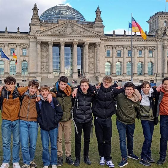 Leerlingen Don Bosco op schoolreis - Hechtel-Eksel