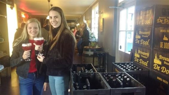 Leerlingen gaan bier brouwen op school - Peer