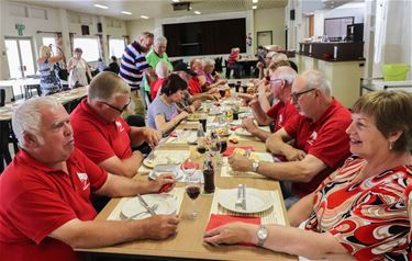 Lekkere barbecue bij S-Plus - Beringen