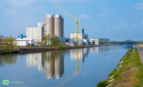 Pelt - Lentegevoel aan ’t Fabriek, maar handen nog koud