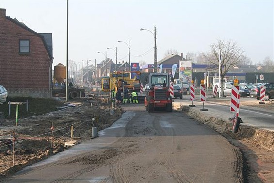 Leopoldlaan: aanleg nieuwe weg begonnen - Overpelt