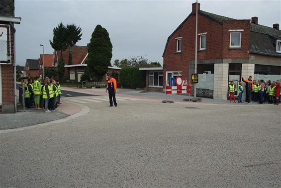 Lichten weg op kruispunt Grote Heide - Neerpelt