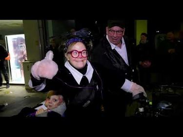 Lichtstoet lokt massa volk naar Lommel - Lommel