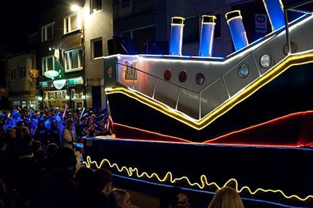 Lichtstoet trok weer de massa - Neerpelt