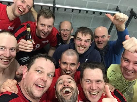 Liefhebbersvolley: Lovoc kampioen! - Lommel