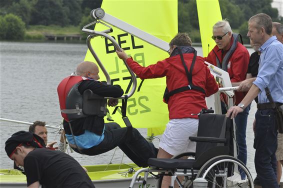 Lift voor personen met beperking aan Paalse Plas - Beringen