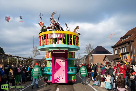 Liller Meulewiekers: grandioze stoet - Pelt