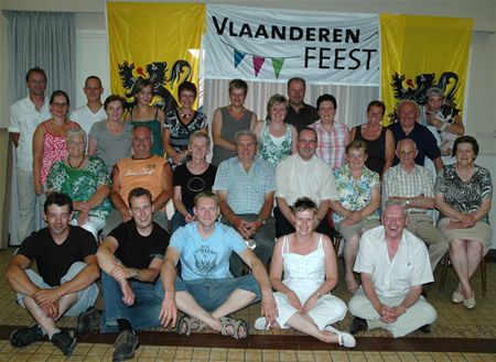 Lishubuurt viert feest - Neerpelt