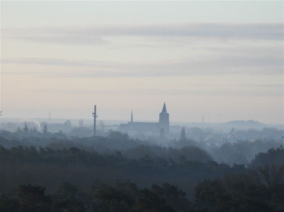 Lommel in de ochtendnevel - Lommel