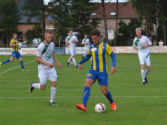 Lommel SK speelt gelijk tegen FC Oss: 3-3 - Lommel