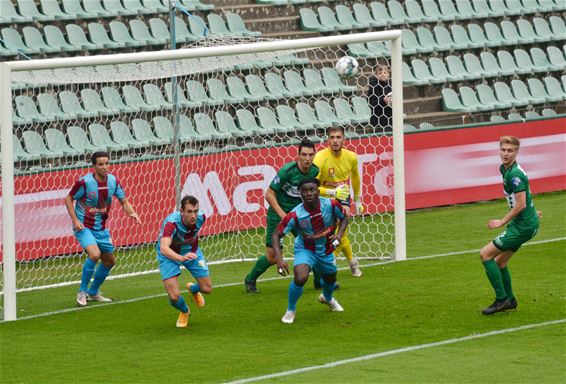 Lommel SK wint nipt met 3-2 van Zelzate - Lommel