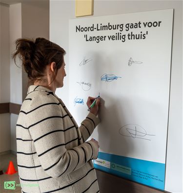 Lommel tekent 'Langer veilig thuis'-charter - Lommel