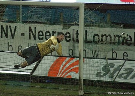 Lommel United verliest dure punten tegen Heist - Lommel