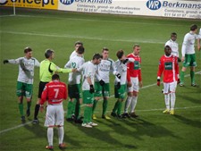 Lommel verliest thuis van Antwerp met 0-1 - Lommel