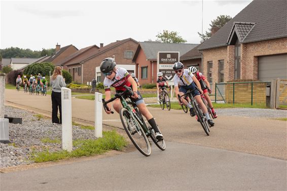 Lommels talent schittert bij aspiranten wielrennen - Lommel