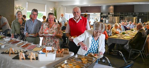 Lommelse jubilarissen genieten van Gouden Ontbijt - Lommel
