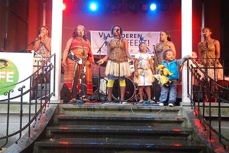 Lommelse Oegandezen op Wereldfeest - Lommel