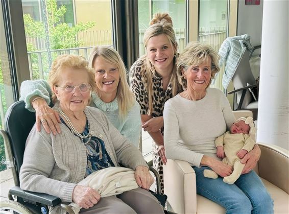 Loua zorgt voor vijf generaties - Lommel