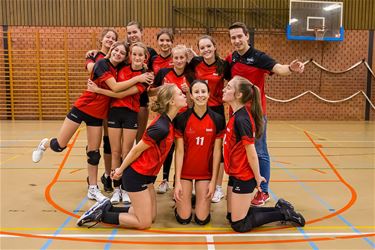 Lovoc-meisjes U17-B winnen met 4-0 - Lommel