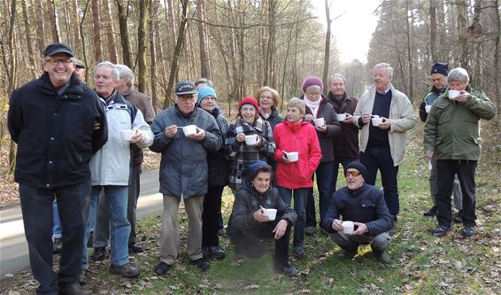 Lucien trakteert Okra-wandelaars al 8 jaar op soep - Beringen