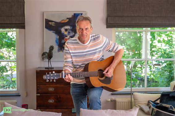 Ludo Hamblok: De gitaar heeft mijn leven gered - Lommel