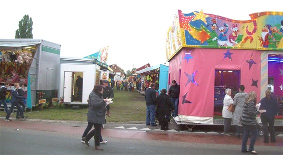 Lutlommel kermis met vooral veel water - Lommel