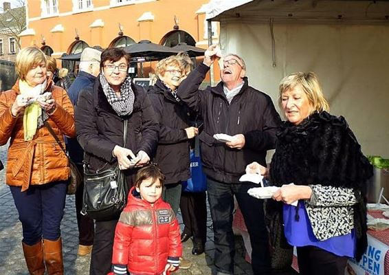 Maatjes op de markt - Peer