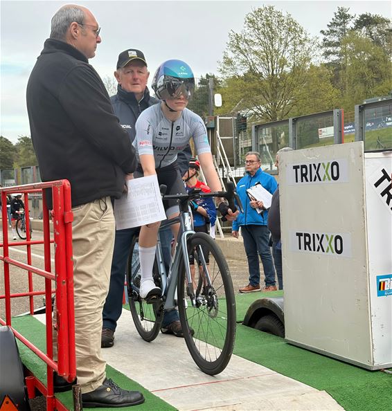 Marie-Laure Defeyter verlengt provinciale titel - Lommel