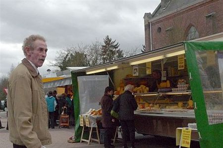 Markt in Kerkhoven heeft succes - Lommel