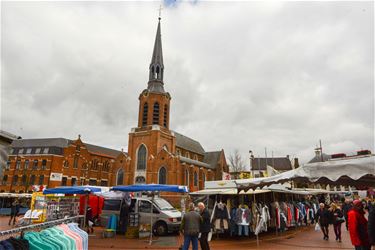 Markten zijn terug hip - Beringen