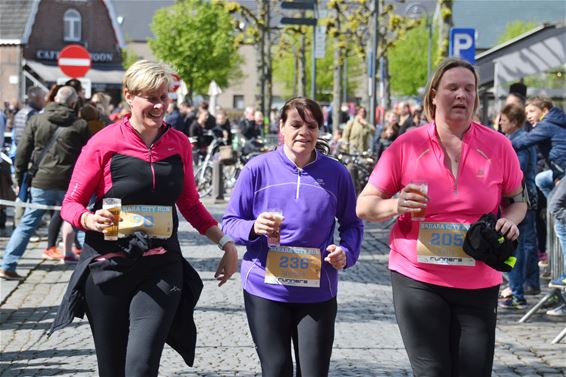 Meer dan 1.350 lopers op Sahara City Run - Lommel