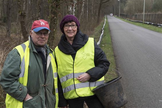 Meer dan 1000 padden en kikkers overgezet - Beringen