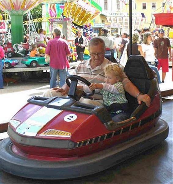 Meeuwen kermis: verkeershinder en vandalisme - Meeuwen-Gruitrode