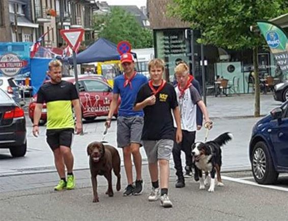 Men lene een hond - Neerpelt