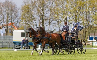 Menwedstrijd tegenover Perjanneke