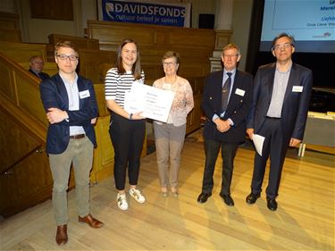 Merel Corvers wint Junior Journalist Wedstrijd - Beringen