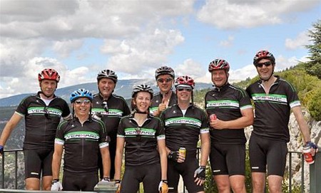 Met z'n allen de Mont Ventoux op - Lommel