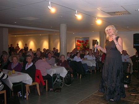 Mieke trad op in het BinnenHOF - Neerpelt