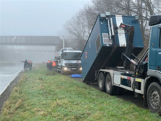 Minder stookolie in kanaal dan eerst gedacht - Beringen