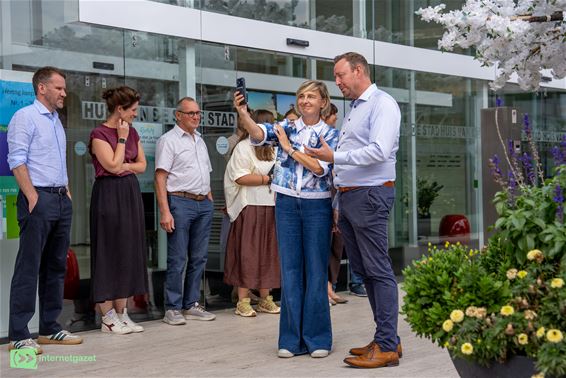 Minister, fotograaf én cameravrouw - Lommel