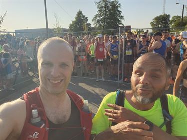 Mo en Chris lopen marathon van Torhout - Beringen
