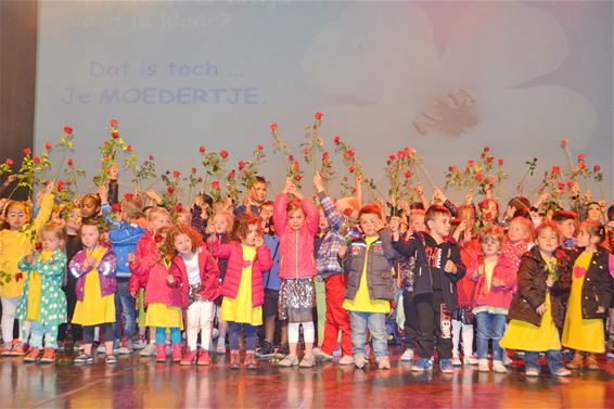 Moederfeest 'De Kleine Ontdekker' - Lommel