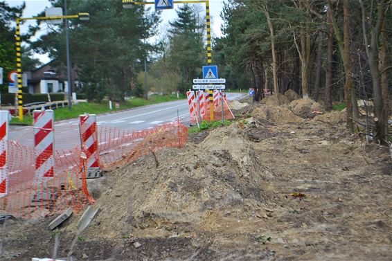 Molsekiezel krijgt vrijliggende fietspaden - Lommel