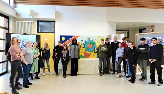 Mooi kunstwerk voor scholenband in Helix onthuld - Lommel