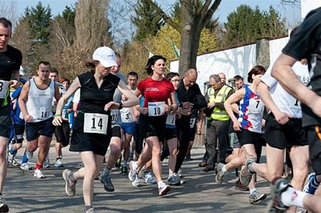 Mooi weer voor de Bosuil-stratenloop - Neerpelt