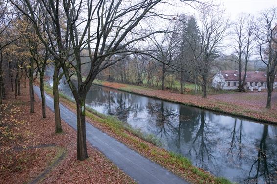 Mooi zicht op het Kanaal naar Beverlo - Lommel