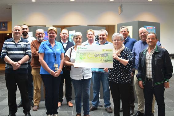 Mooie cheque voor 'Make a Wish' - Lommel